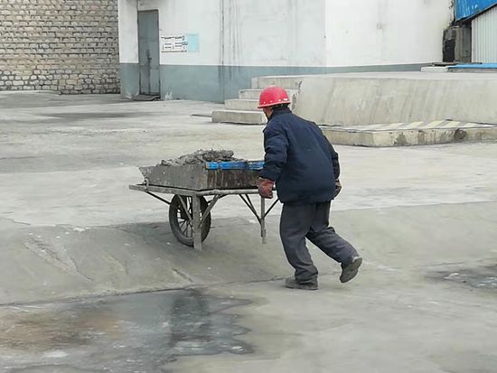 大修進(jìn)行時(shí)，這里有一群可愛的重山人.......95