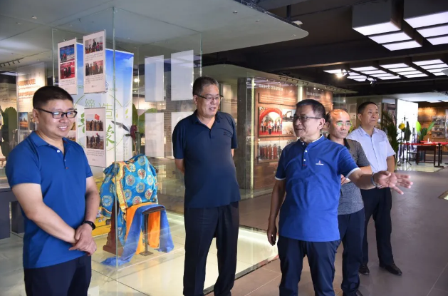 市檔案館領導到集團調(diào)研指導工作81